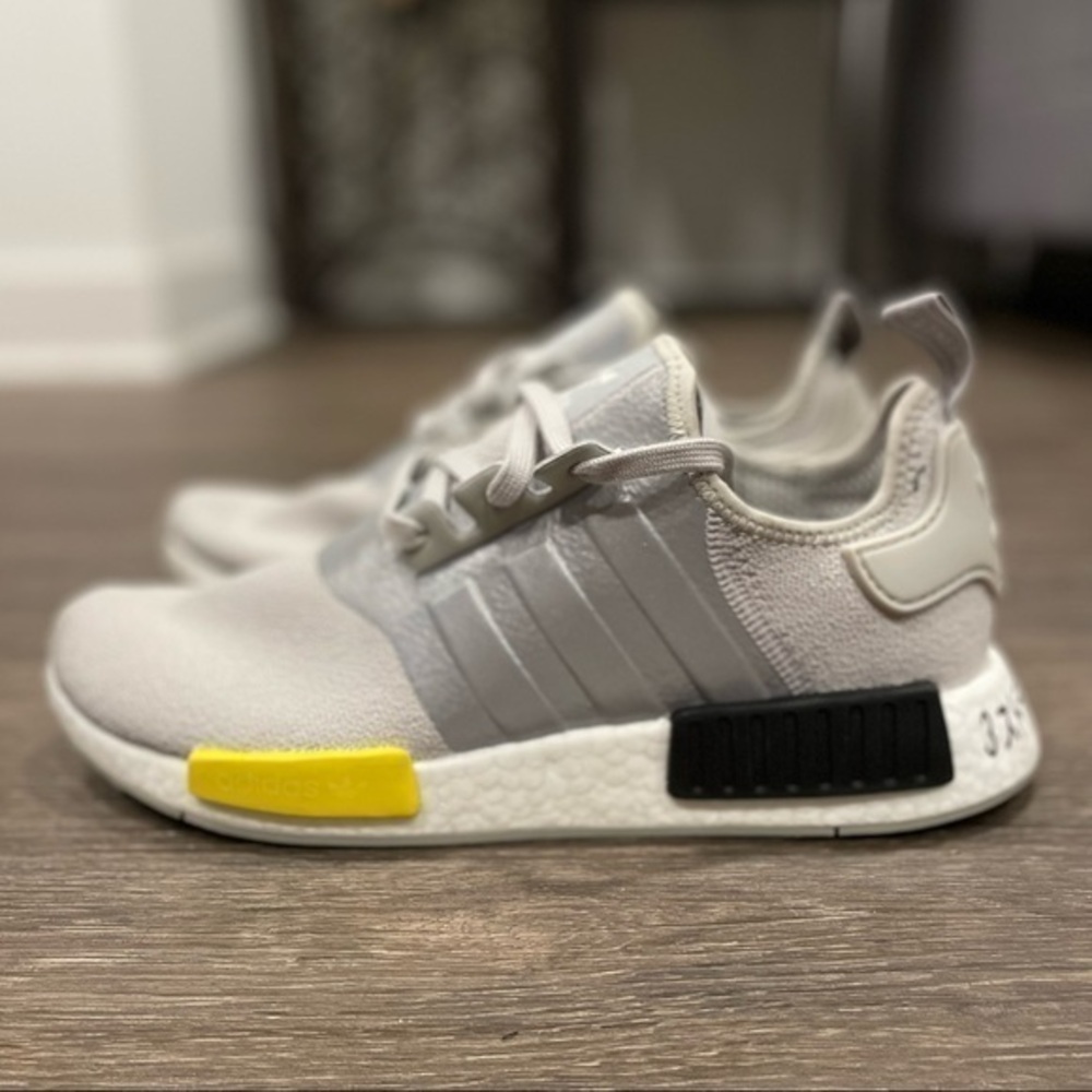 Adidas NMD R1 Metallic Gray sz 10